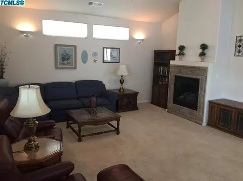 4008 E Willow Ave, Visalia, CA 93292 photo 10