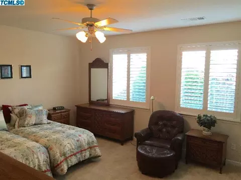 4008 E Willow Ave, Visalia, CA 93292 photo 20