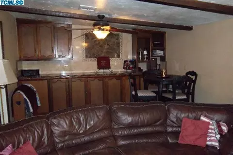 255 E Gannon Dr, Tulare, CA 93274 photo 10