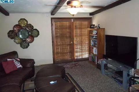 255 E Gannon Dr, Tulare, CA 93274 photo 9