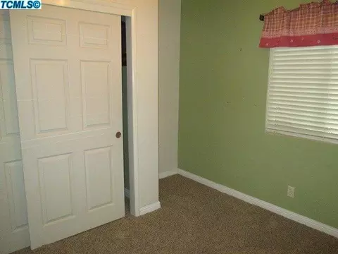 979 N E St, Tulare, CA 93274 photo 26