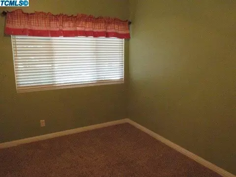 979 N E St, Tulare, CA 93274 photo 25