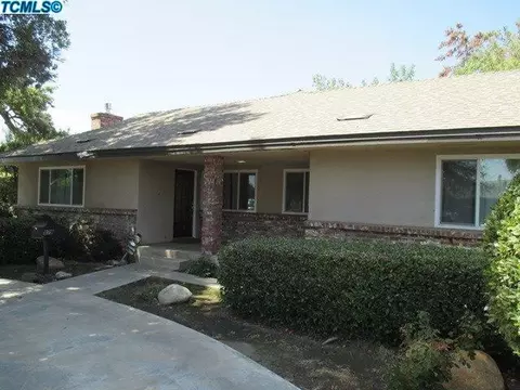 979 N E St, Tulare, CA 93274 photo 5