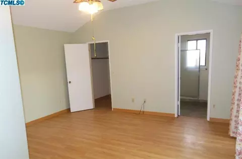 605 Vine Ct, Lemoore, CA 93245 photo 12