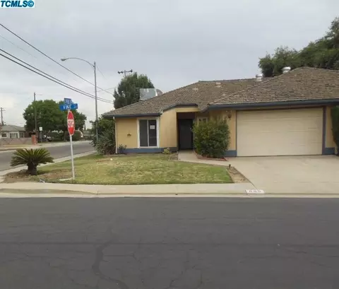 605 Vine Ct, Lemoore, CA 93245 photo 2