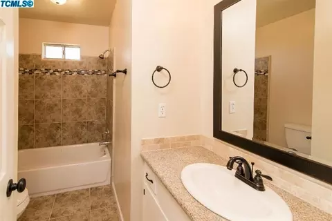 1462 Mulberry Ln, Lemoore, CA 93245 photo 10