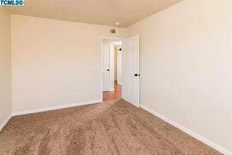 1462 Mulberry Ln, Lemoore, CA 93245 photo 14