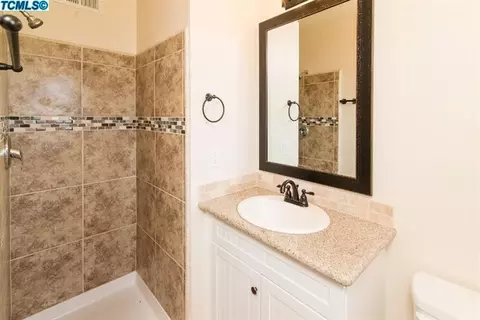 1462 Mulberry Ln, Lemoore, CA 93245 photo 13