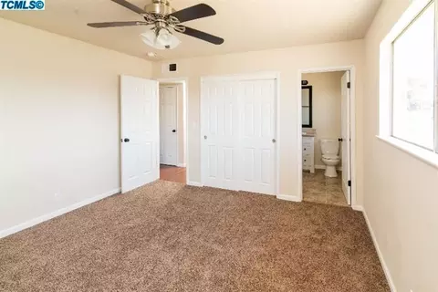 1462 Mulberry Ln, Lemoore, CA 93245 photo 8