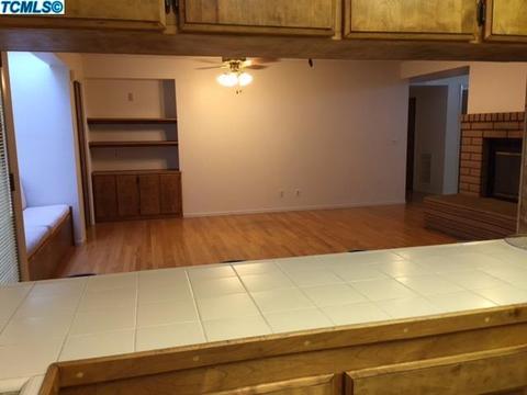 2374 Pine St, Hanford, CA 93230 photo 14