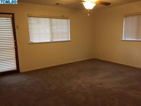 2374 Pine St, Hanford, CA 93230 photo 28