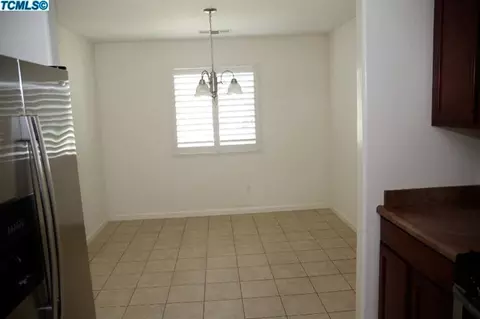 4311 E Stapp Ave, Visalia, CA 93292 photo 3