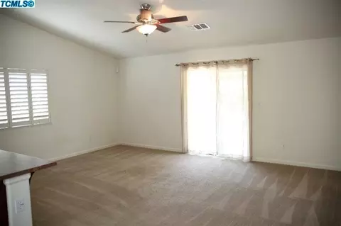 4311 E Stapp Ave, Visalia, CA 93292 photo 2