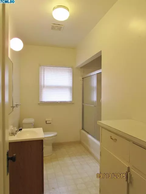 437 S Kaweah Ave, Exeter, CA 93221 photo 6