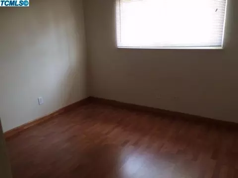1429 W Evans Ave, Visalia, CA 93277 photo 8