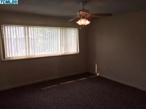 1429 W Evans Ave, Visalia, CA 93277 photo 6