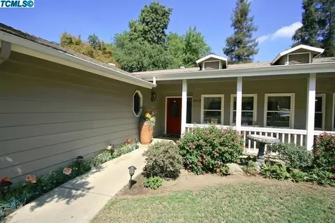 2418 E Harvard Ct, Visalia, CA 93292 photo 3