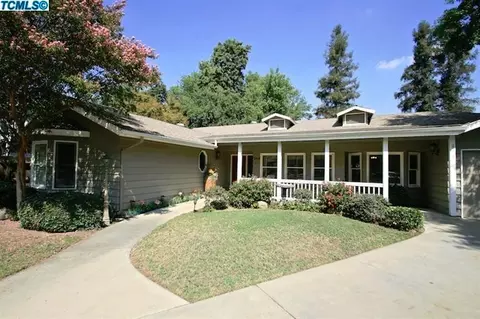 2418 E Harvard Ct, Visalia, CA 93292 photo 2