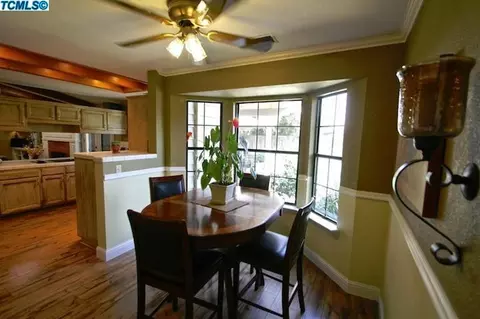 2418 E Harvard Ct, Visalia, CA 93292 photo 12