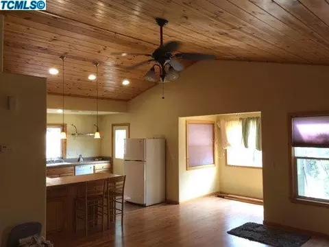 45211 Hammond Dr, Three Rivers, CA 93271 photo 3