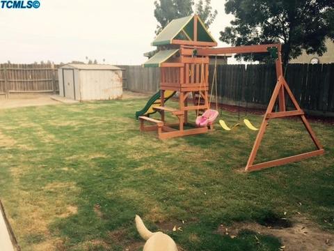 1323 E Donnybrook Pl, Hanford, CA 93230 photo 16