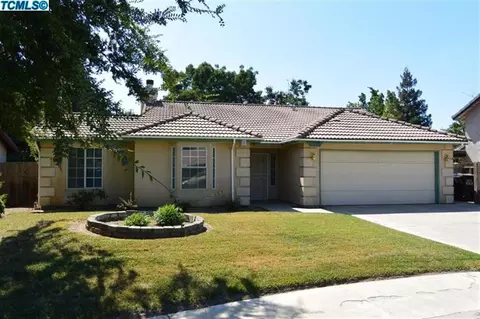 1325 E Vine Ct, Visalia, CA 93292 photo 1