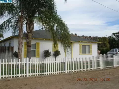 30765 Sierra Dr, Exeter, CA 93221 photo 3