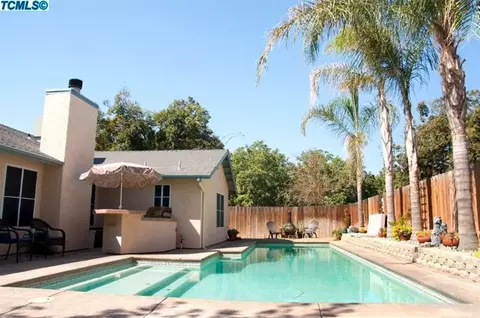 710 Oporto St, Lemoore, CA 93245 photo 35