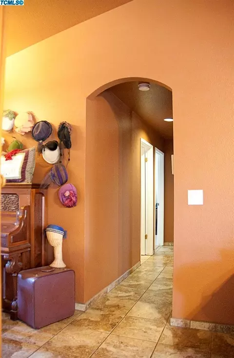 710 Oporto St, Lemoore, CA 93245 photo 23