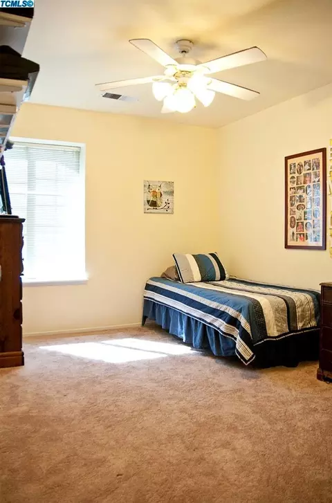 710 Oporto St, Lemoore, CA 93245 photo 25