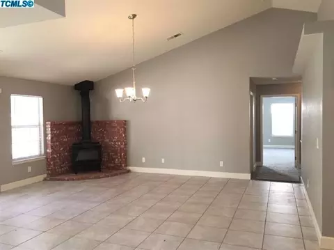 2348 E Vine Ct, Visalia, CA 93292 photo 5
