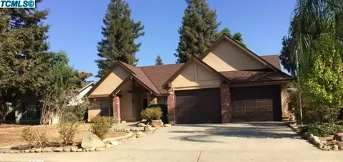 2348 E Vine Ct, Visalia, CA 93292 photo 2