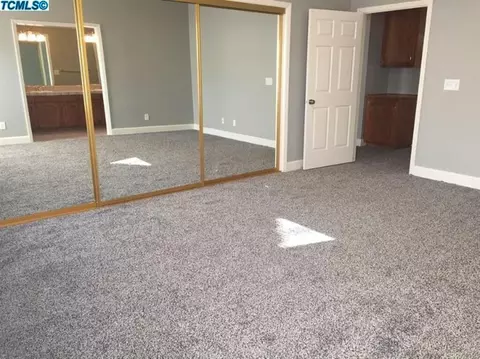 2348 E Vine Ct, Visalia, CA 93292 photo 19