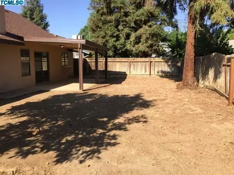 2348 E Vine Ct, Visalia, CA 93292 photo 24