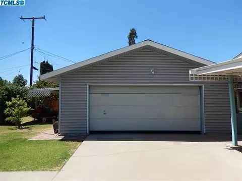 2815 S Chinowth St, Visalia, CA 93277 photo 18
