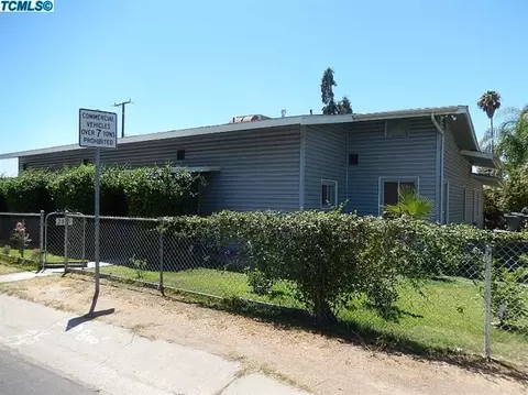 2815 S Chinowth St, Visalia, CA 93277 photo 1