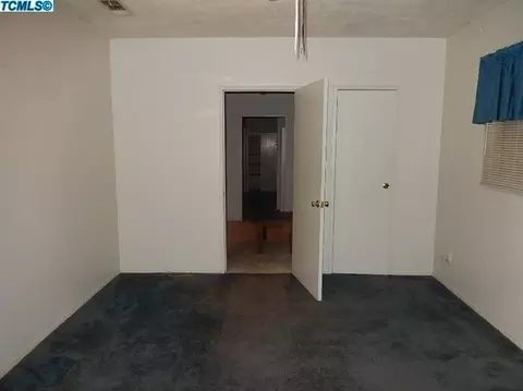 2815 S Chinowth St, Visalia, CA 93277 photo 14