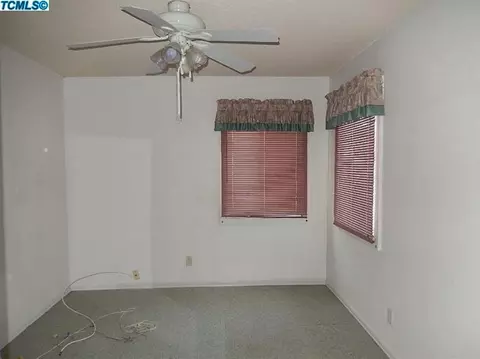 2815 S Chinowth St, Visalia, CA 93277 photo 10
