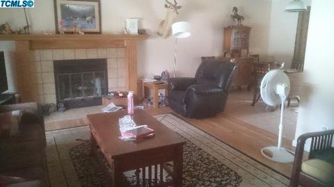 1829 E Mary St, Visalia, CA 93292 photo 10