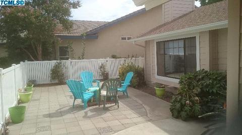 1829 E Mary St, Visalia, CA 93292 photo 3