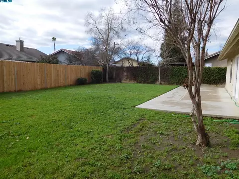 4009 E Sue Ave, Visalia, CA 93292 photo 23
