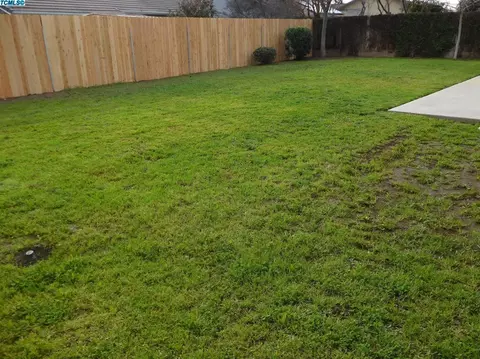 4009 E Sue Ave, Visalia, CA 93292 photo 24