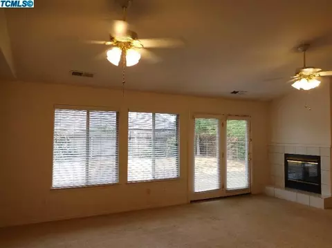 4009 E Sue Ave, Visalia, CA 93292 photo 6