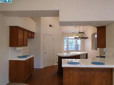 4009 E Sue Ave, Visalia, CA 93292 photo 8