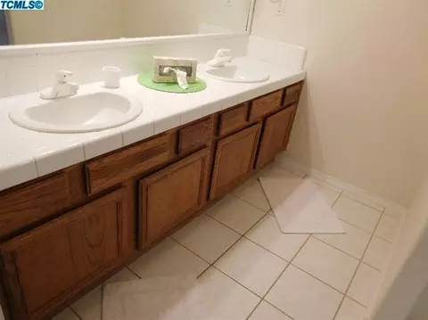 4009 E Sue Ave, Visalia, CA 93292 photo 20