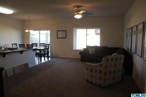 1237 Fort Worth Ave, Dinuba, CA 93618 photo 3