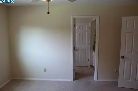 2505 E Vassar Ct, Visalia, CA 93292 photo 24