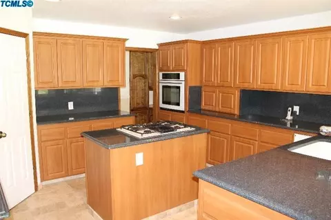 2505 E Vassar Ct, Visalia, CA 93292 photo 5