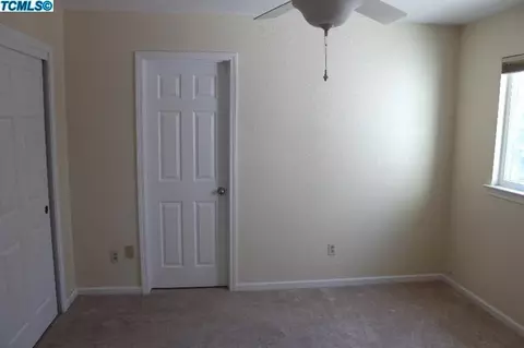 2505 E Vassar Ct, Visalia, CA 93292 photo 20