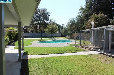 2505 E Vassar Ct, Visalia, CA 93292 photo 26
